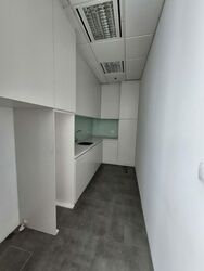 Ocean Financial Centre (D1), Office #582272331